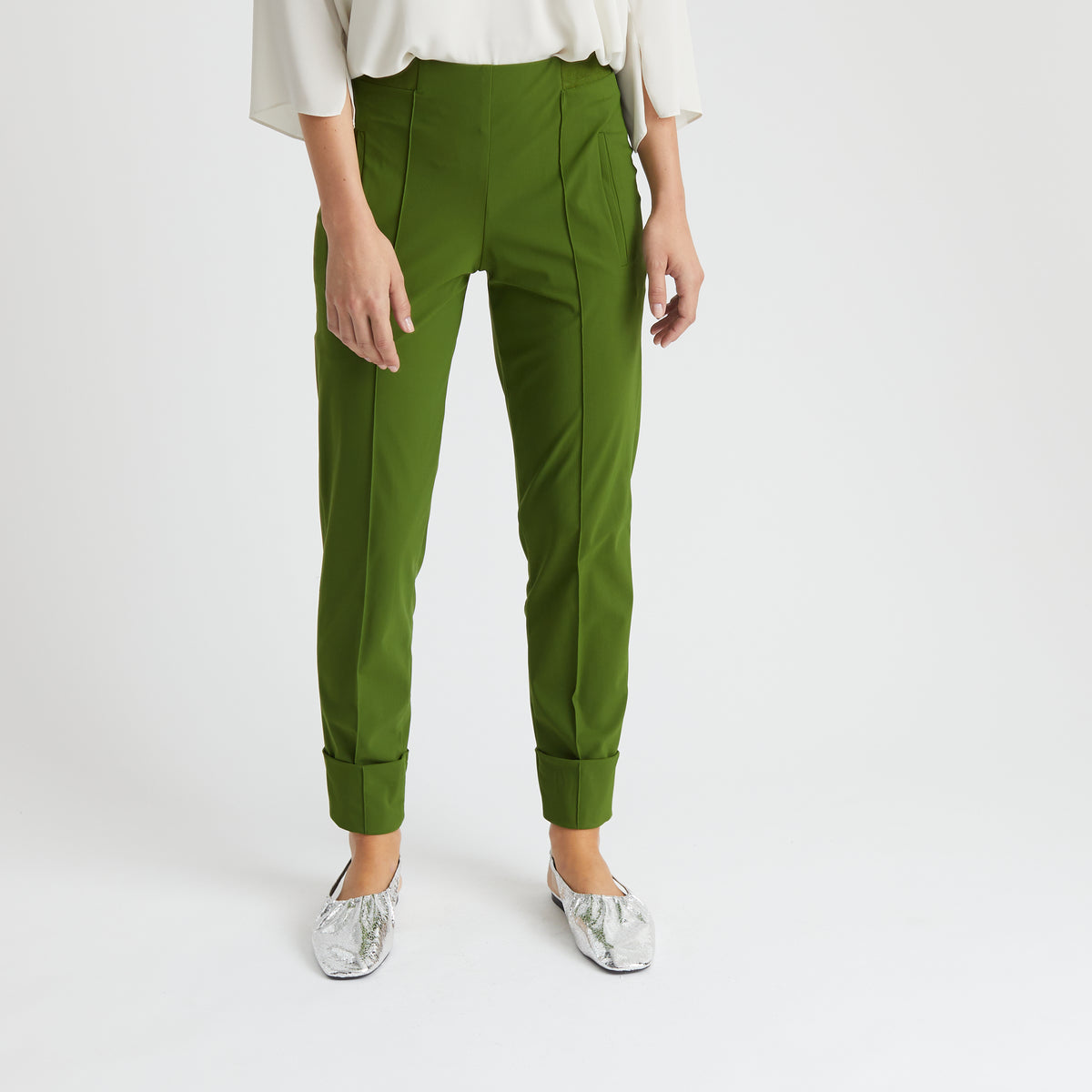 basil green