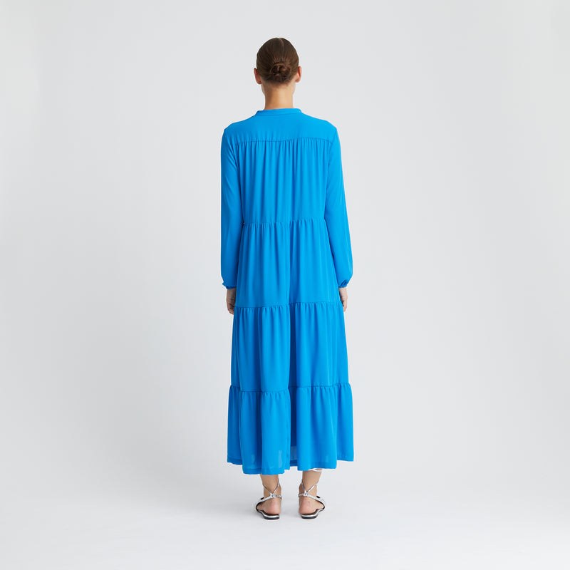 Maxikleid LARA in cote blue – Rückansicht am Model